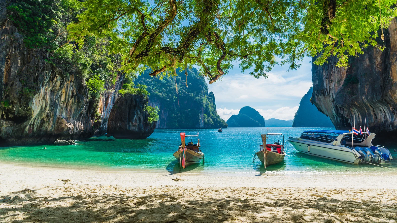 4 Nights 5 Days Andaman Budget Tour Package ₹18,100 Per Person